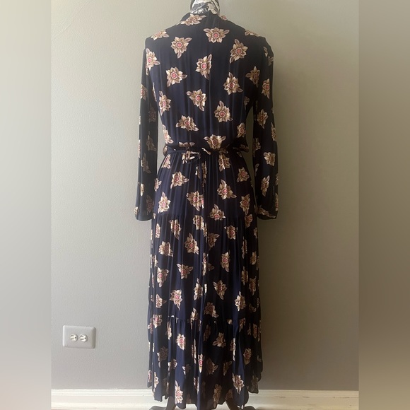 NWT Loft Floral Dress Navy Size ST - Picture 7 of 12